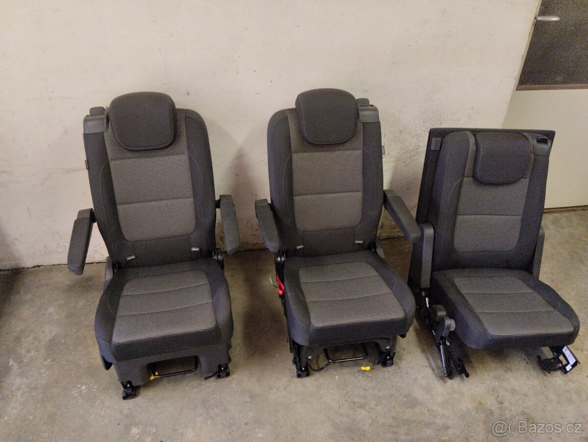 VW Sharan 7N zadní sedáky