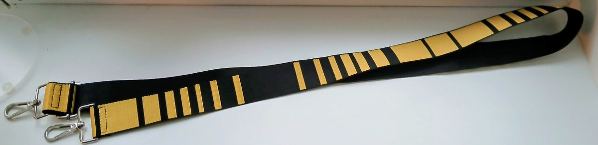 elegantní popruh na mobil/kabelku