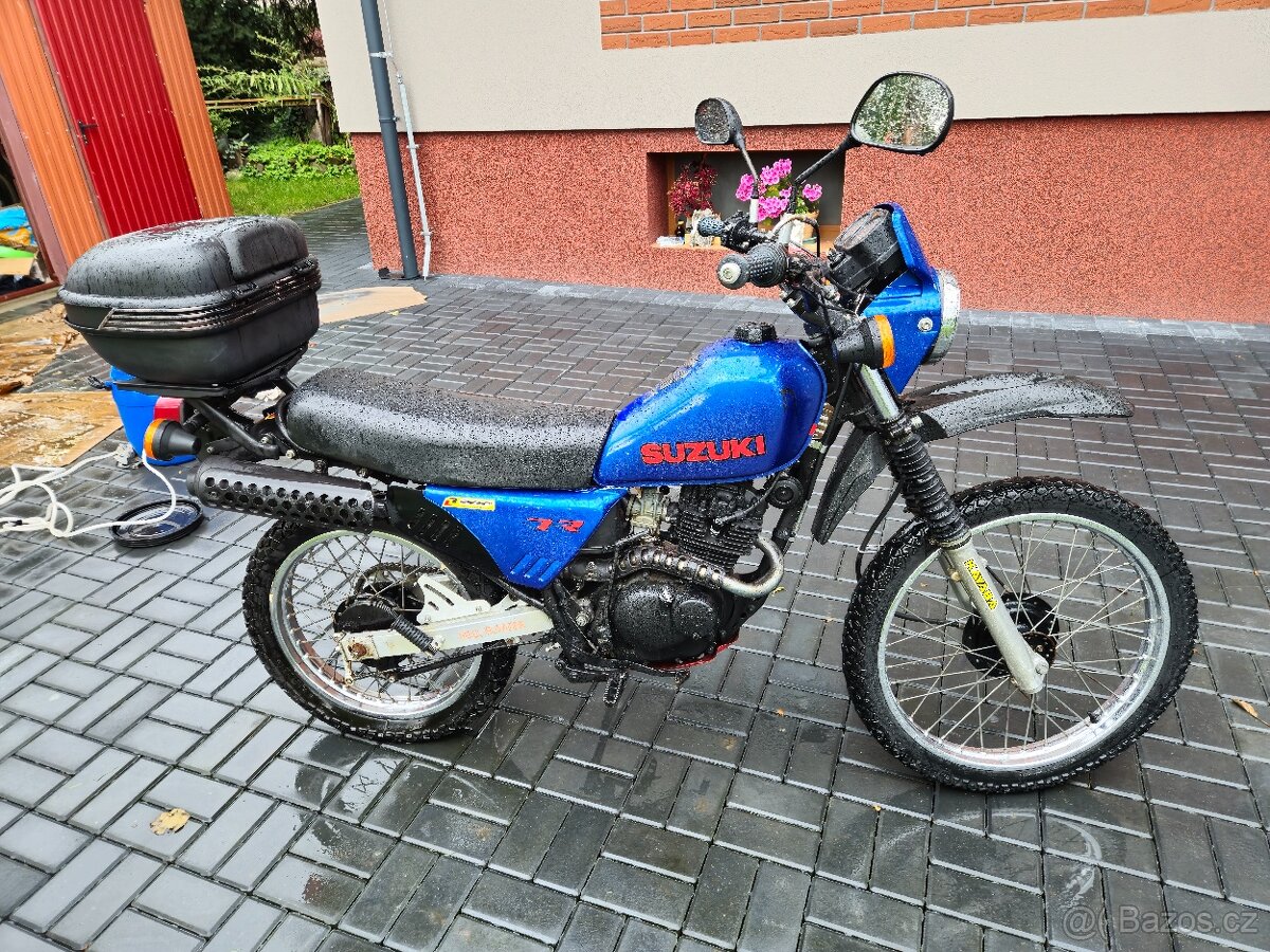 SUZUKI DR 125s bez TP