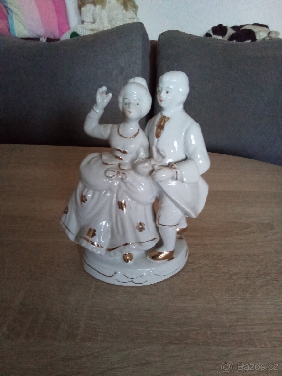 Porcelánová soška