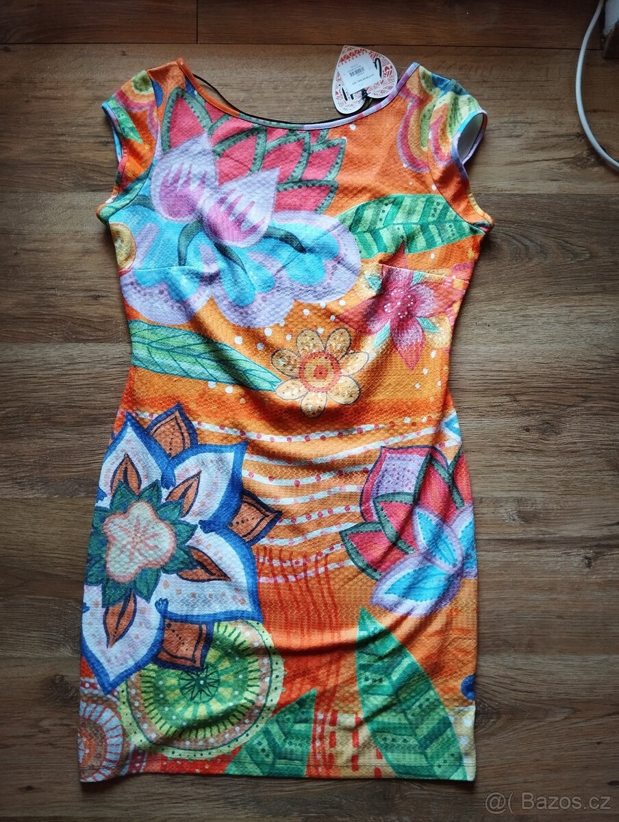 NOVÉ šaty Desigual vel. XL