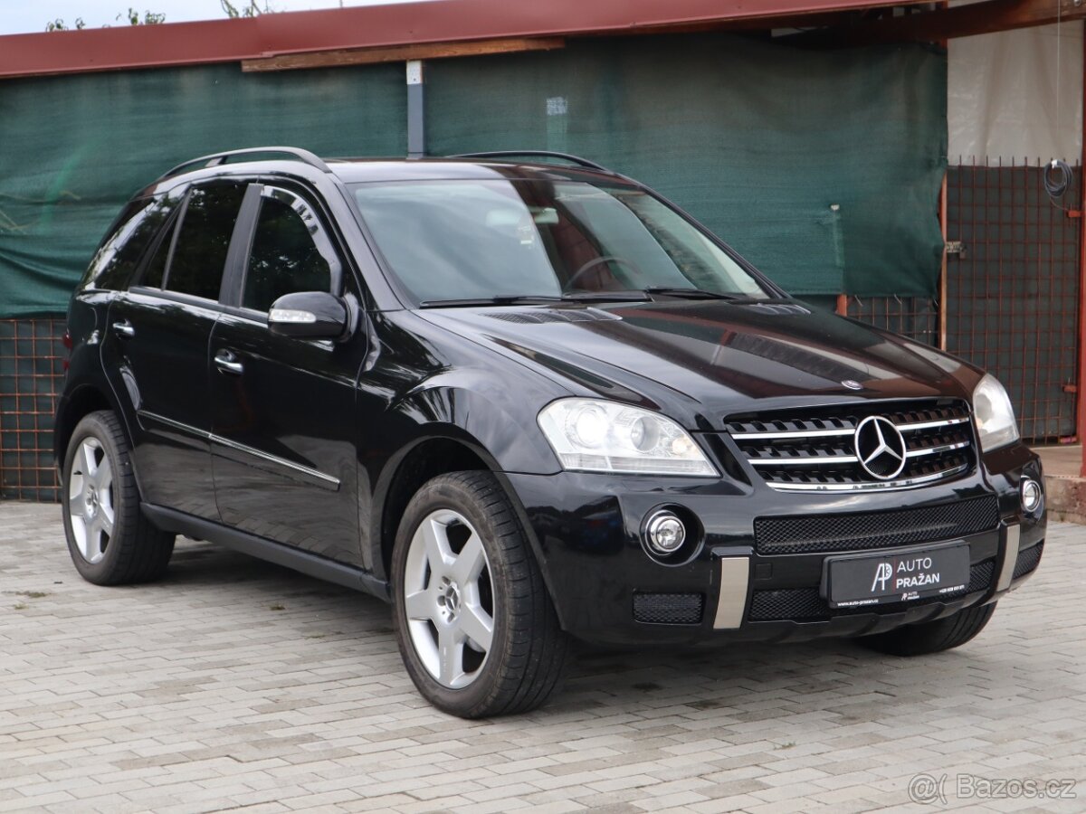 Mercedes-Benz Třídy M, 3,0 ML320 CDi Vzduch, Kamera