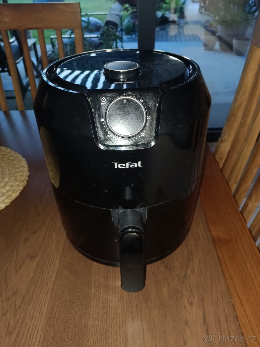 Horkovzdušná fritéza