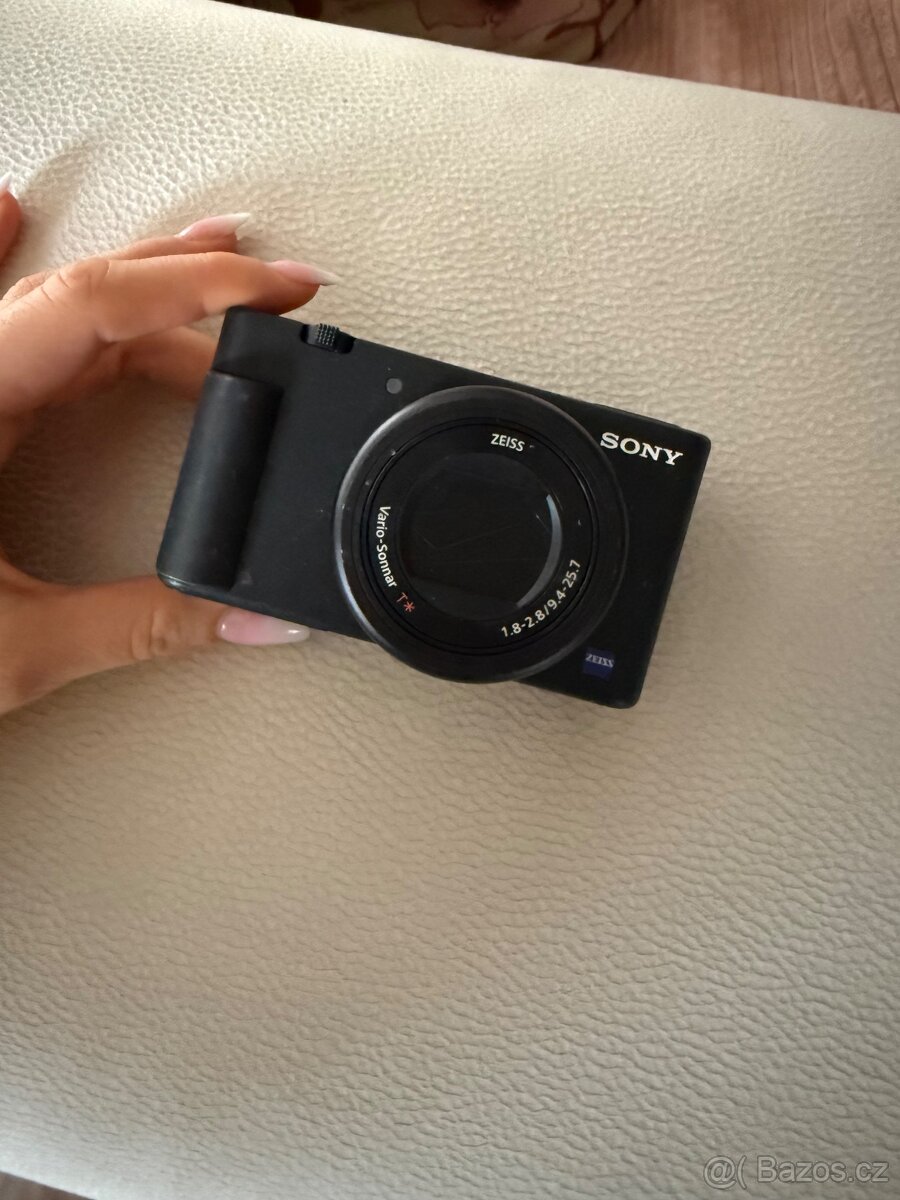 Sony Alpha ZV-E10 vlogovací fotoaparát