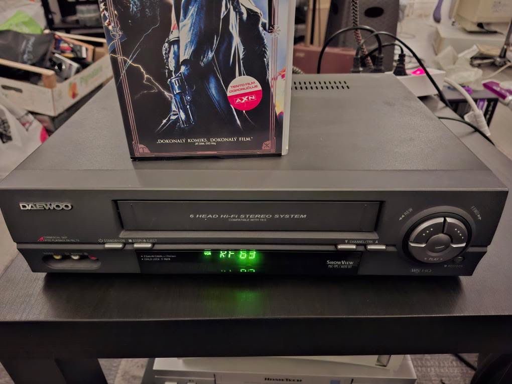 Daewoo T467 – jednoduchý a spolehlivý VHS videorekordér