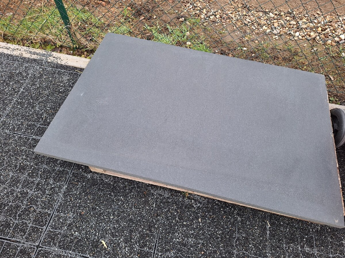 Deska kámen, mramor černá barva např pod kamna