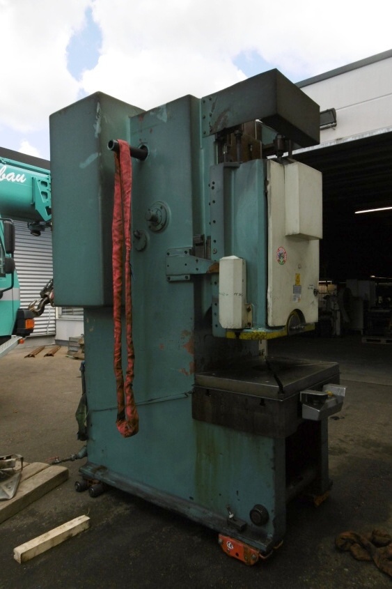 lis excentrický LEU 100 A r. 93 - zachovalý