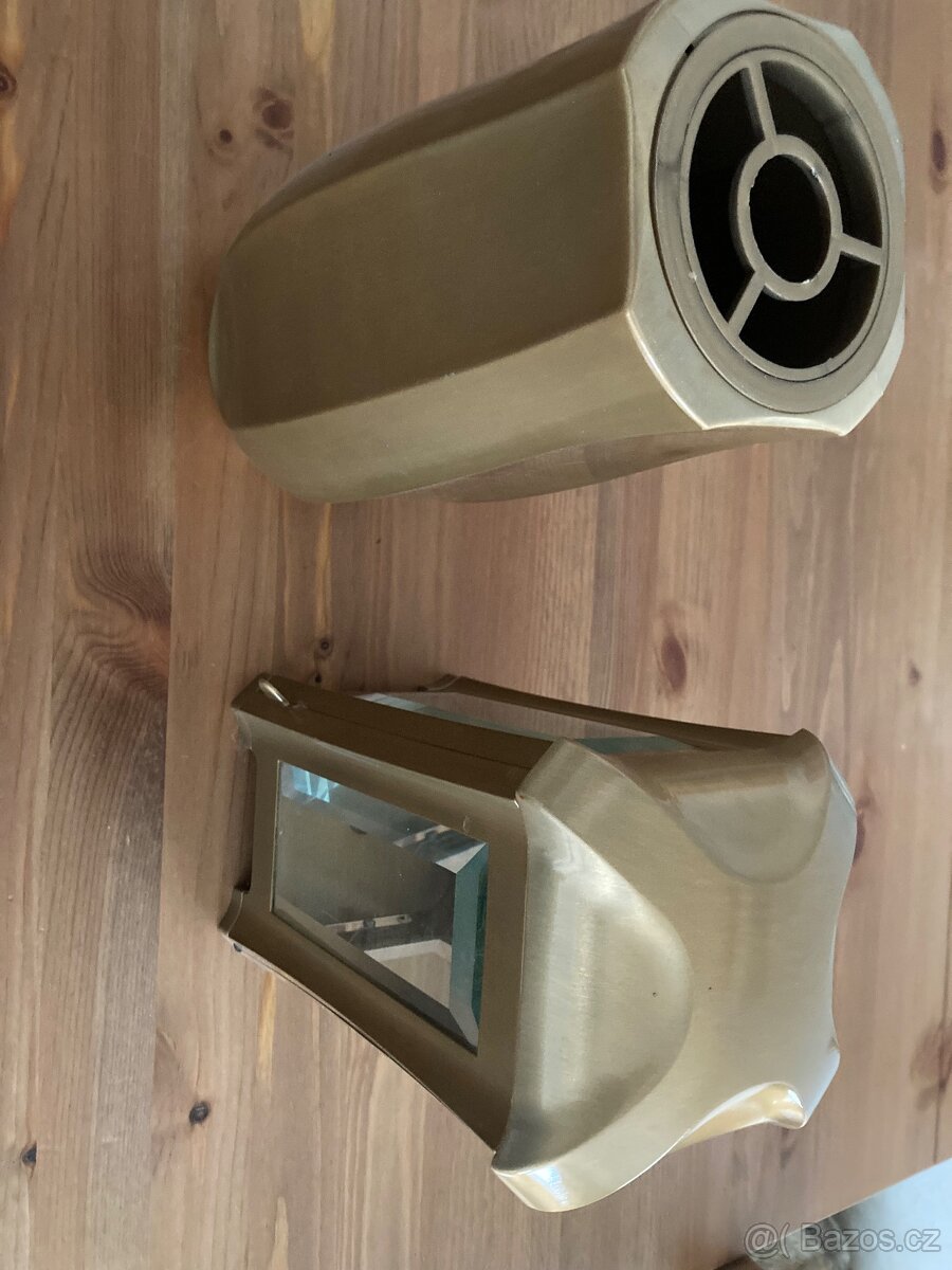 Náhrobní dekorace AMV