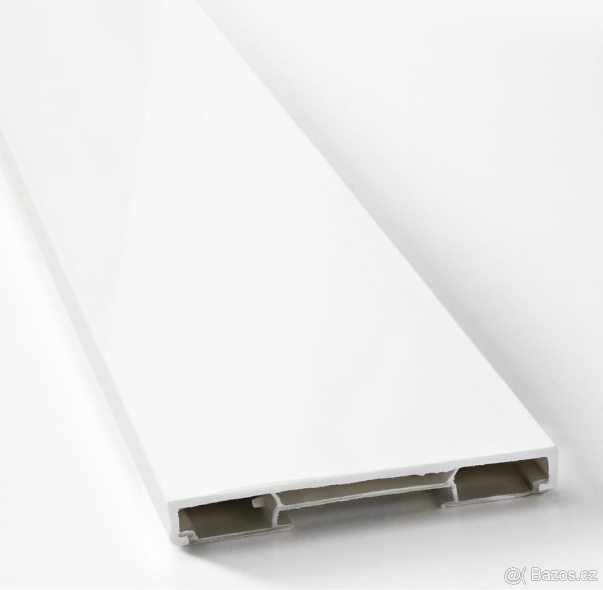 IKEA Forbattra sokl, lesklá bílá