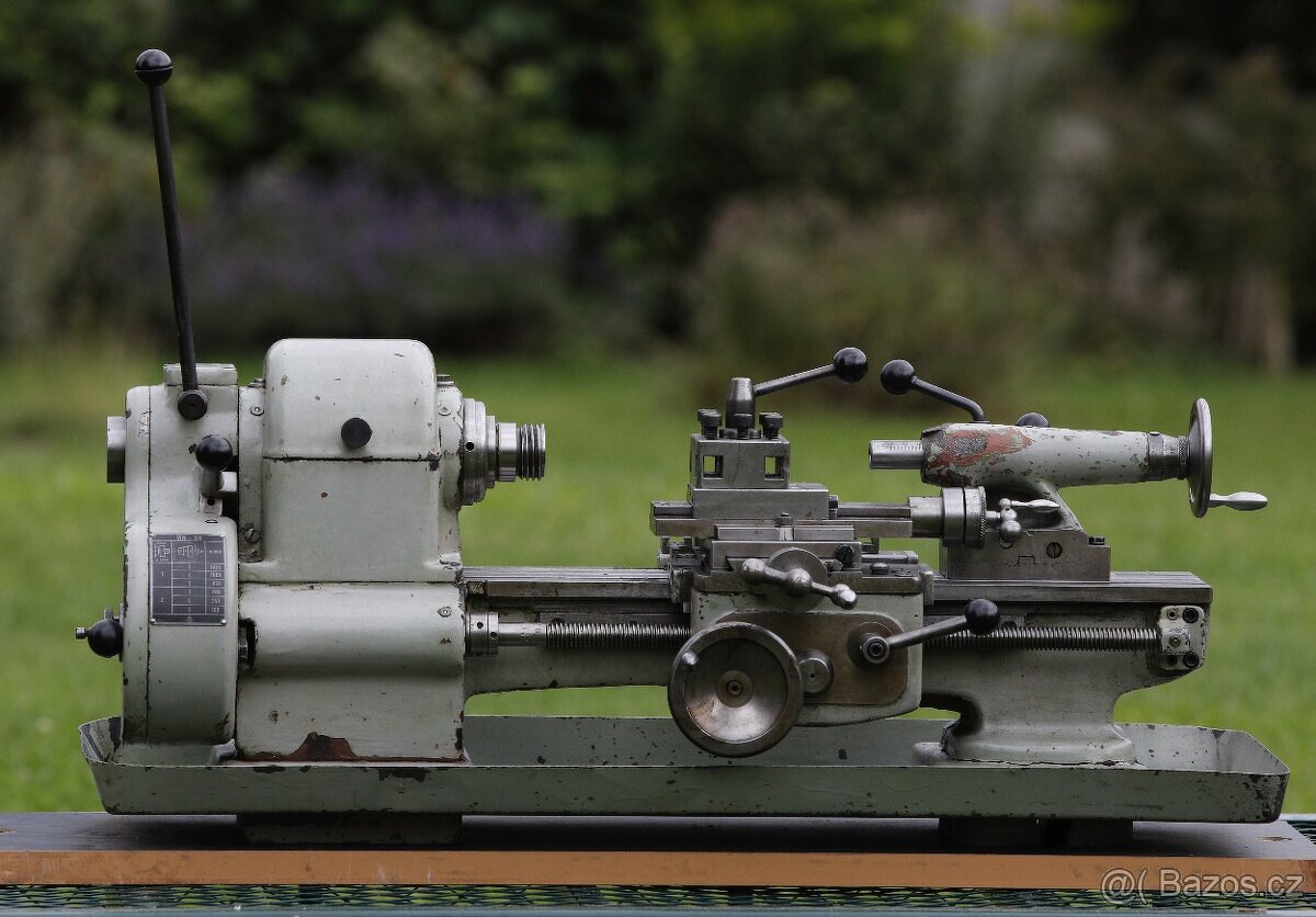 Modelářský soustruh MN80 + original starý navod