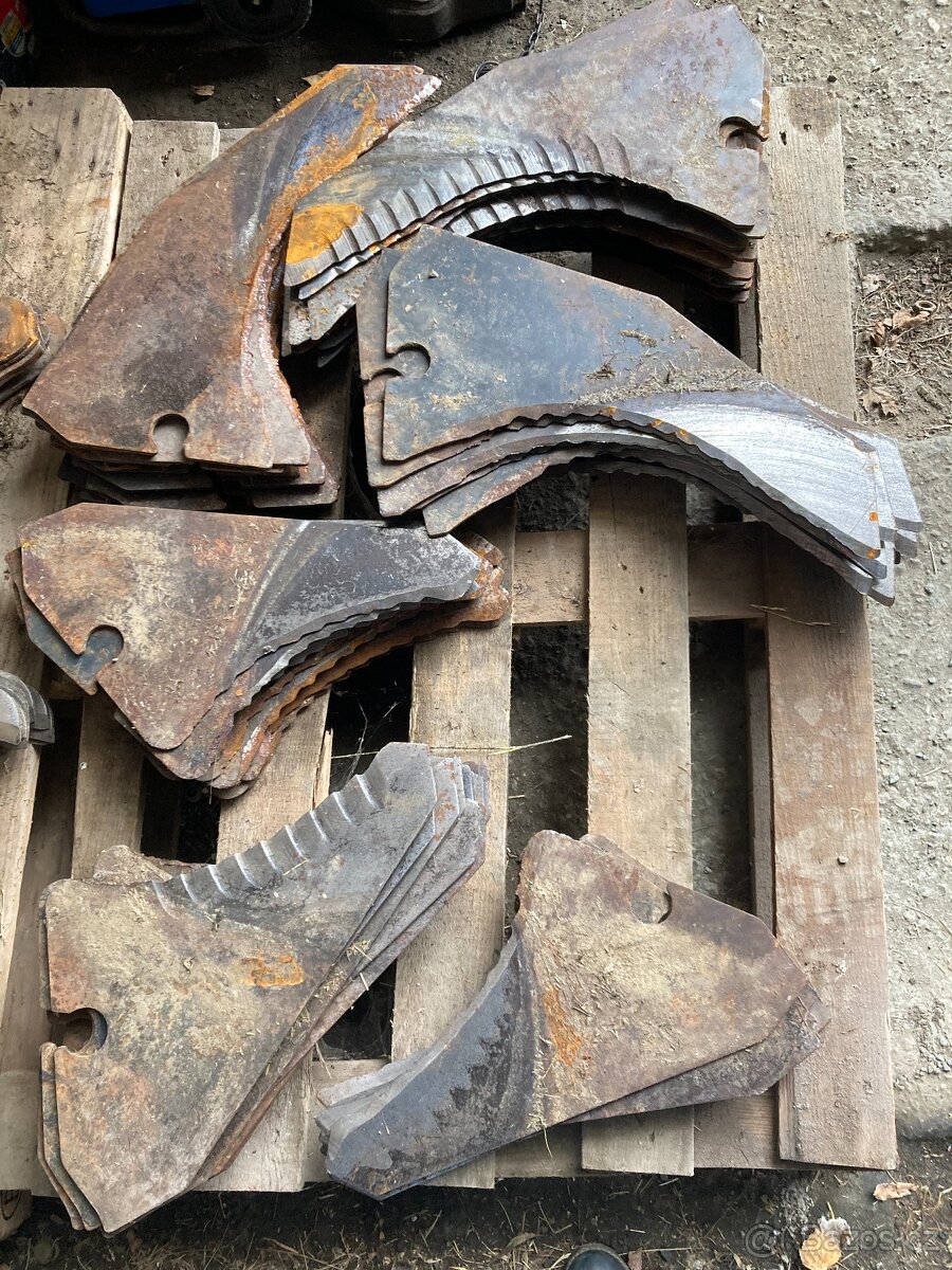 Nože na sběrací vůz Krone Titan