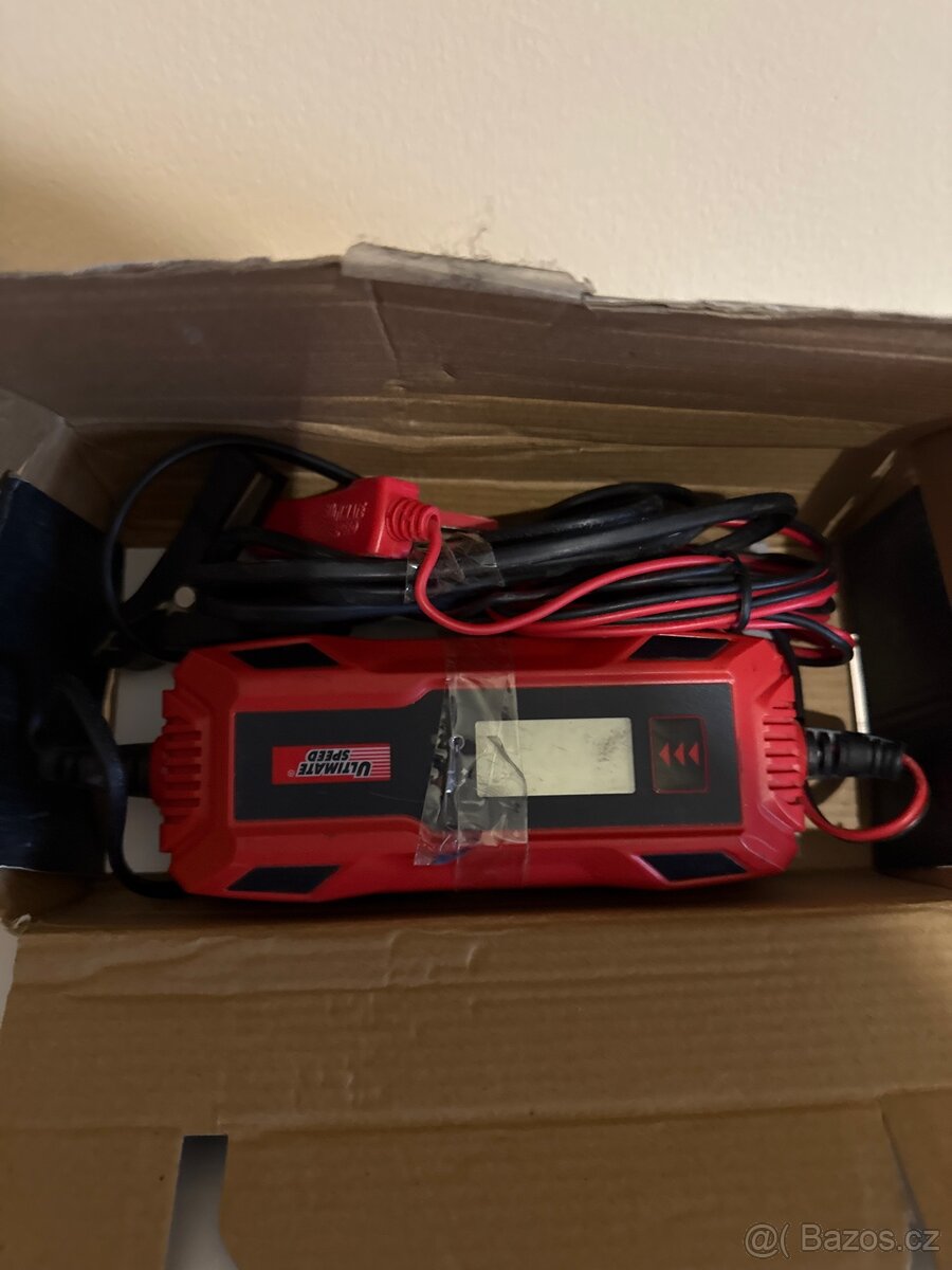 ULTIMATE SPEED® Nabíječka autobaterií ULGD 5.0 D2