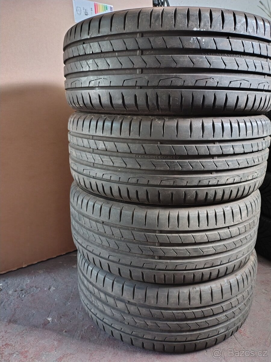 Skoro nové Continental 225/45/18