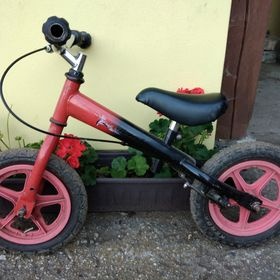 Odrážedlo s brzdou