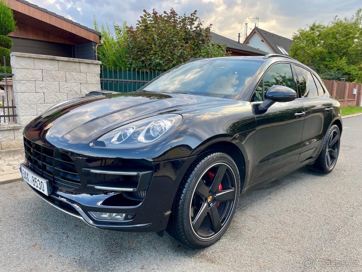 Porsche Macan Turbo 3.6 BENZIN 294KW NOVÁ STK / TAŽNÝ