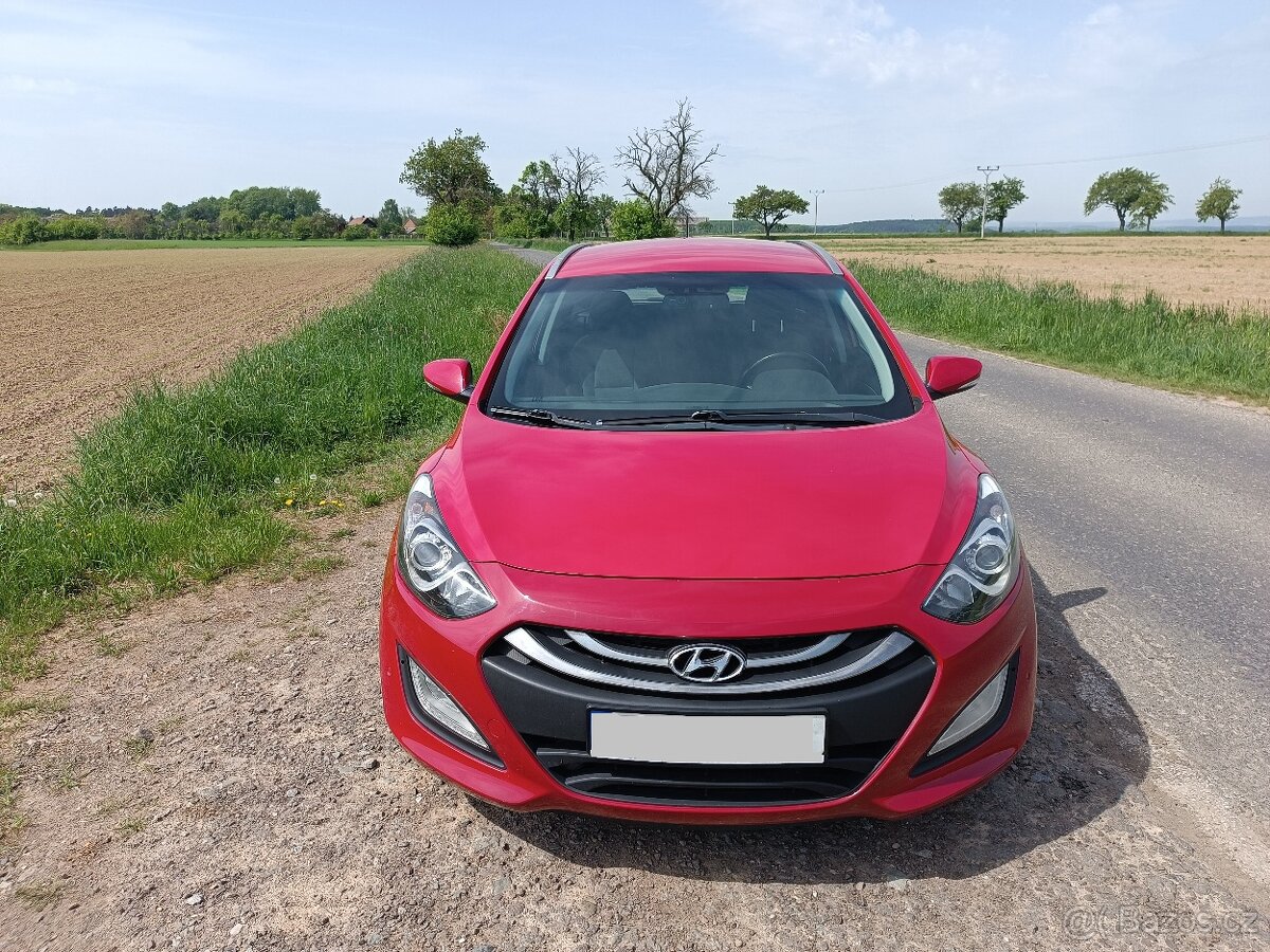 Hyundai i30, 1.6 GDI 99kW, kombi, 2.maj., ČR