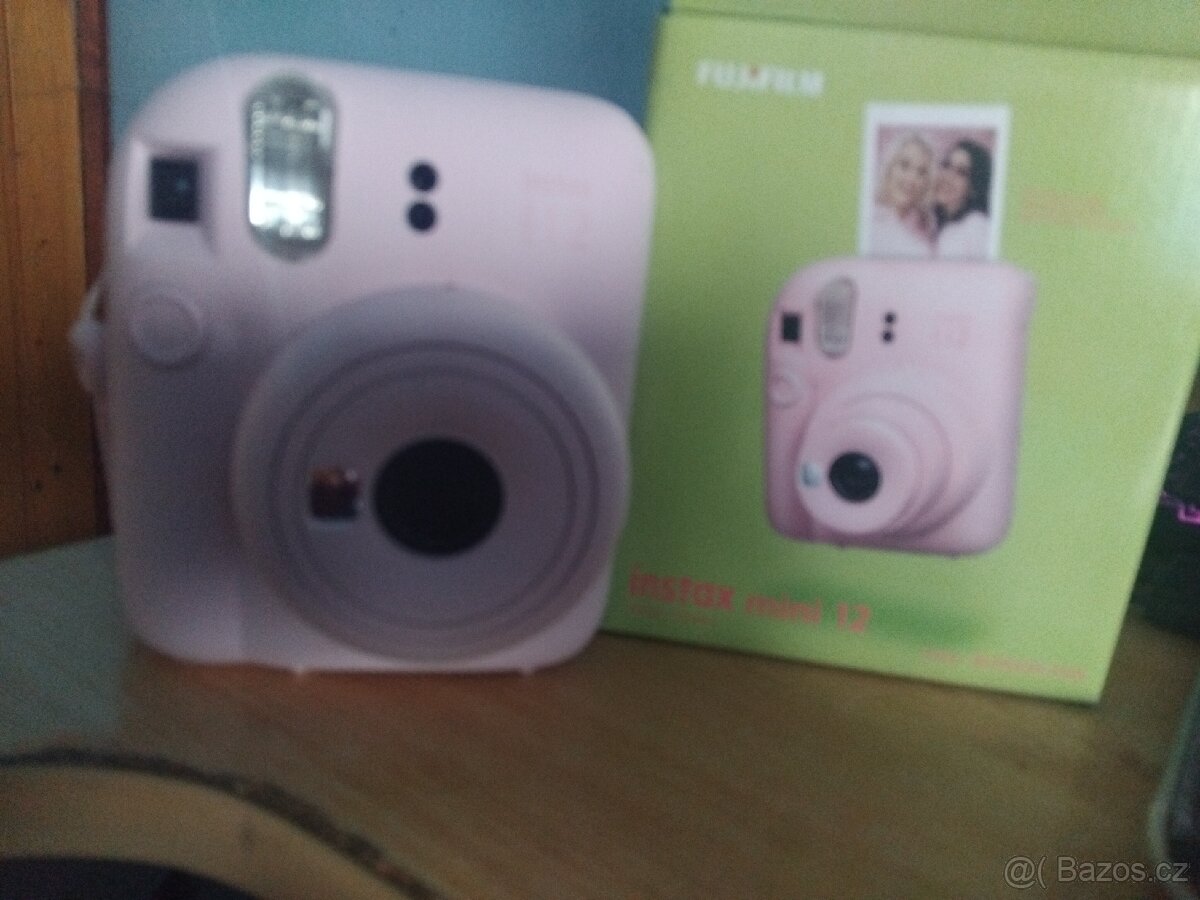 Polaroid
