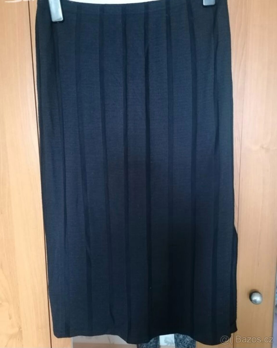 Nová úpletová sukně, vel.L/XL