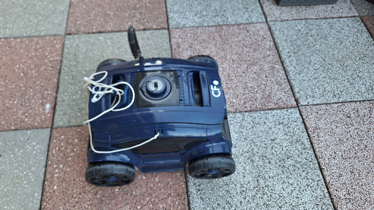 Automatický vysavač CF 100 Aku