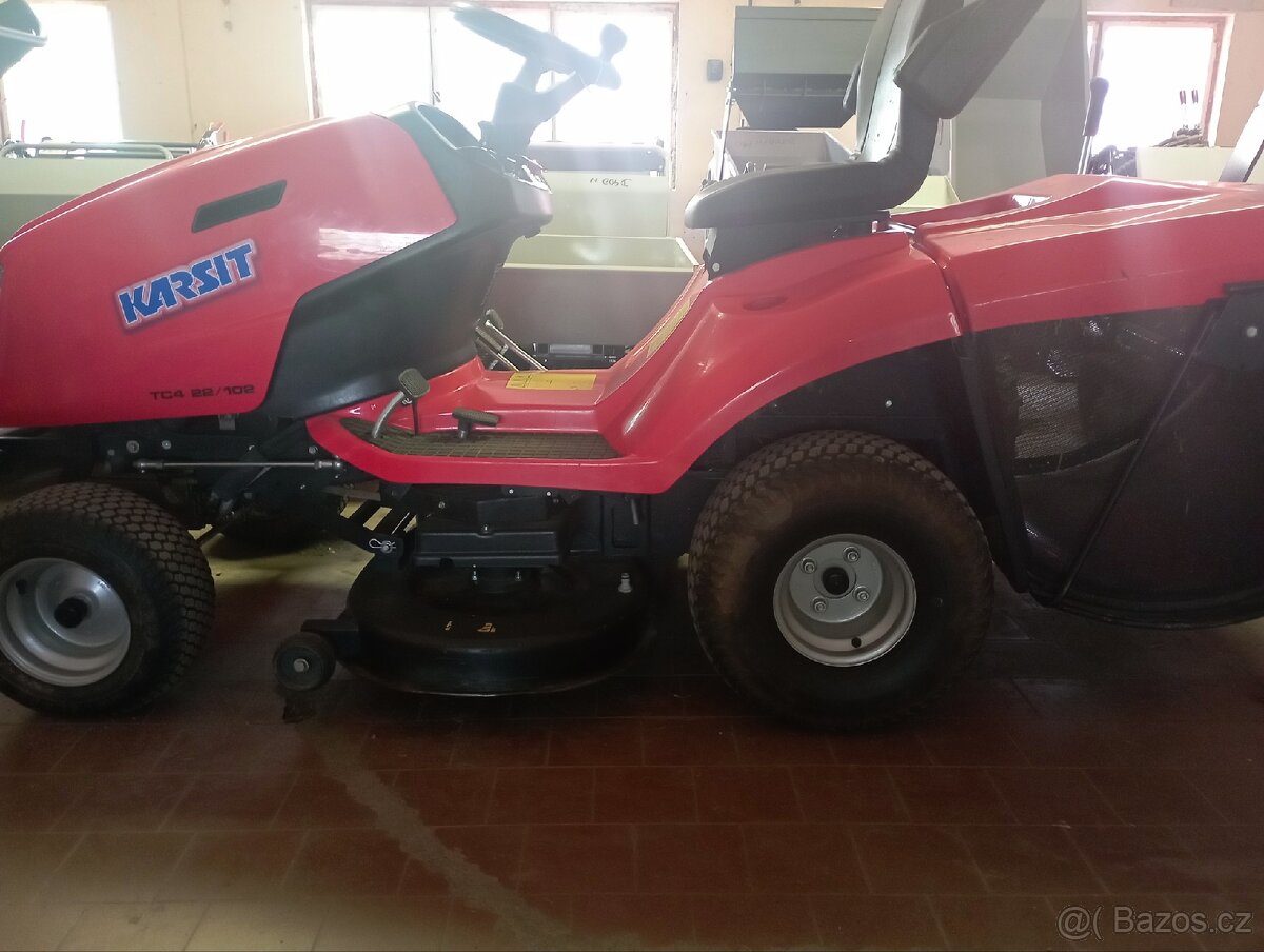 zahradní traktor, sekačka, motor Brigss , traktůrek