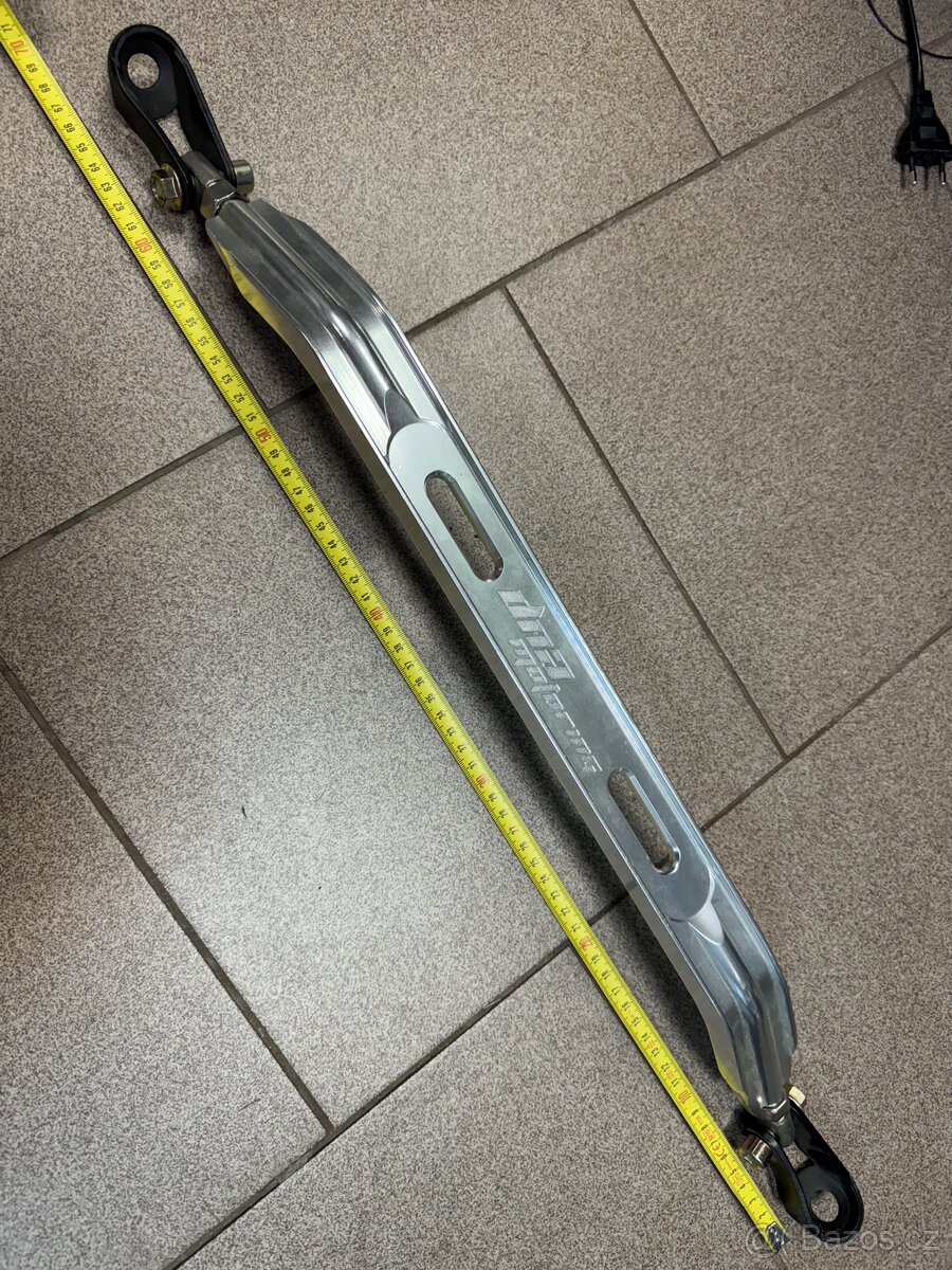 Zadní vzpěrná tyč (Strut bar) pro Honda CIVIC 5g možná 6g