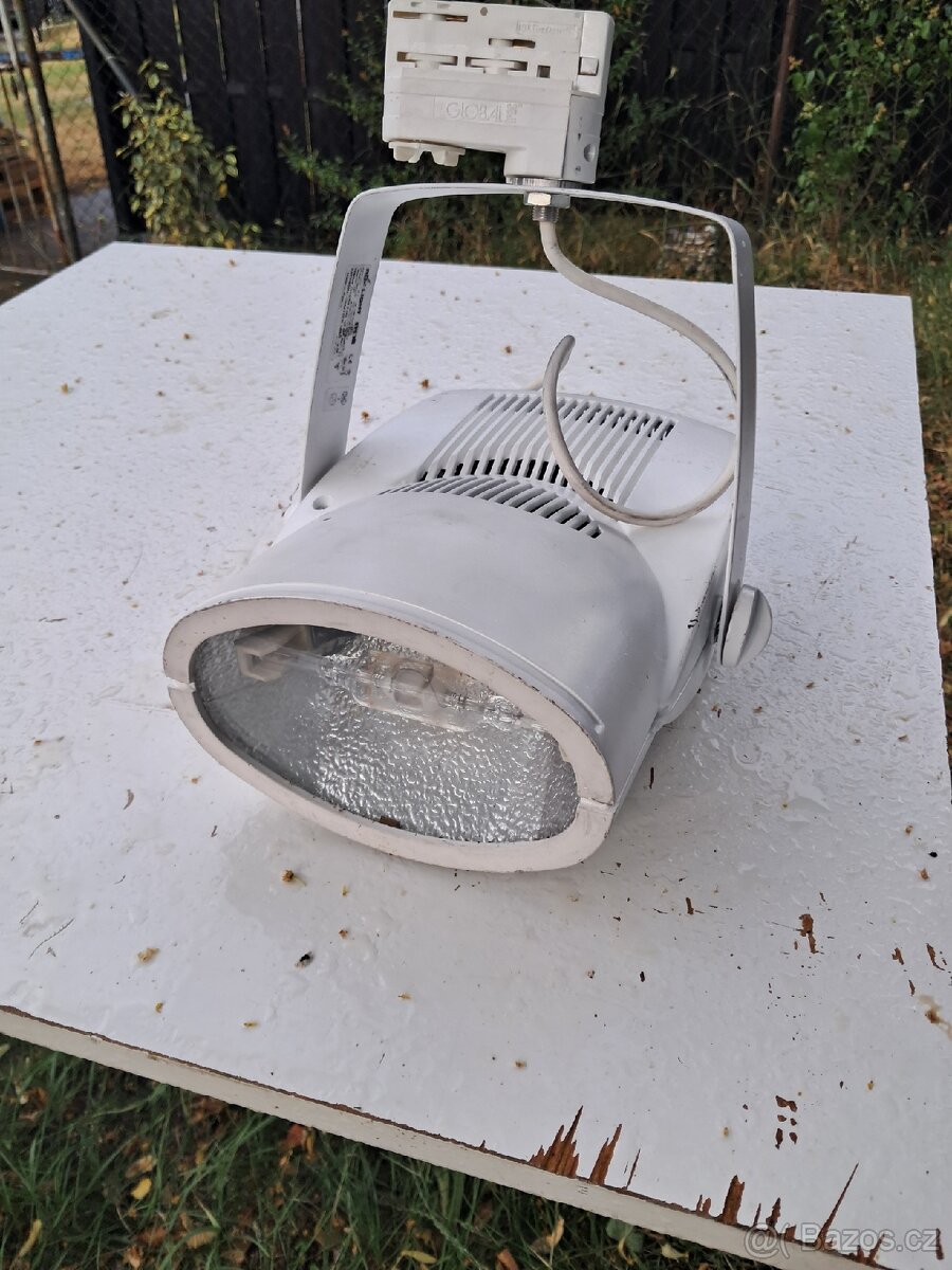 150W reflektory na lištu