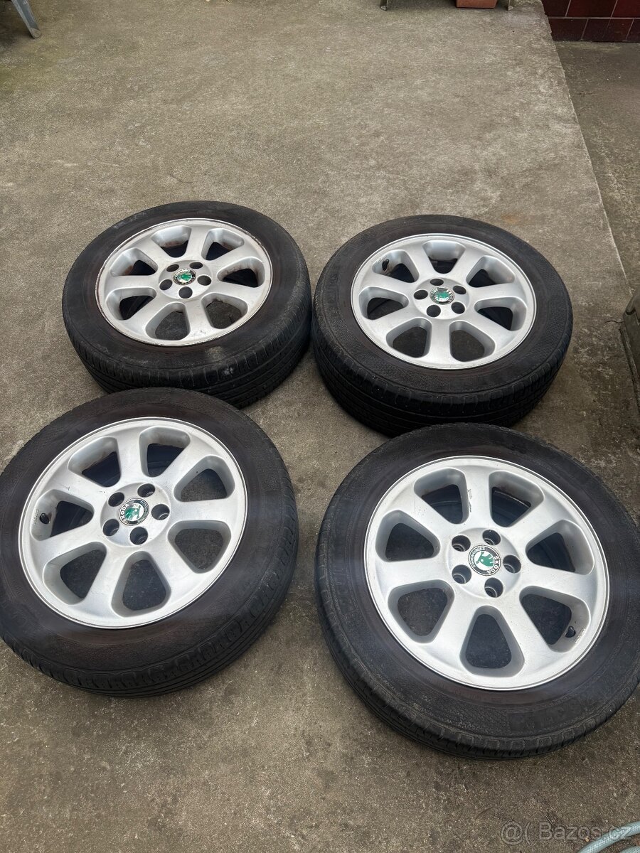 Alu kola Škoda 16” s pneu 205/55 R16 – 5x100