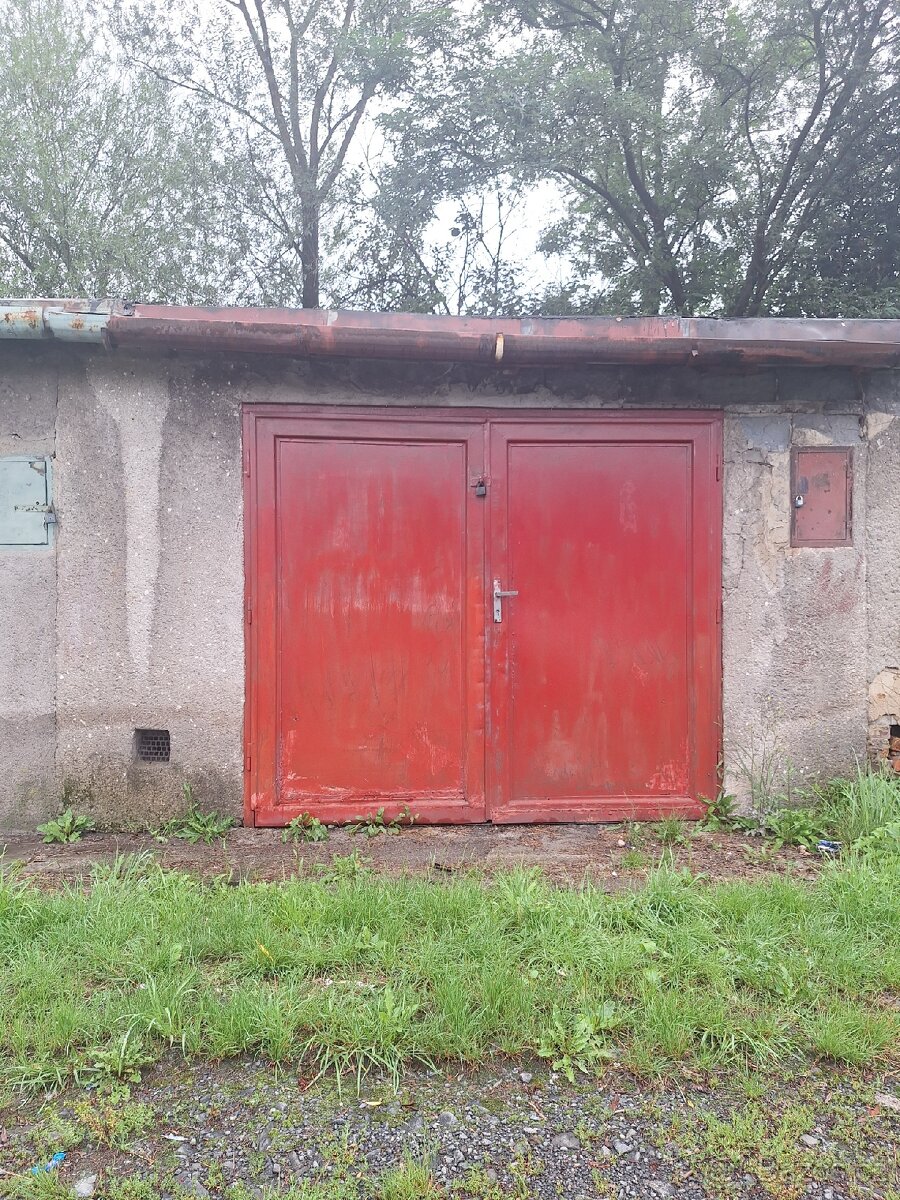 Garáž Petřvald u Karviné 24m2