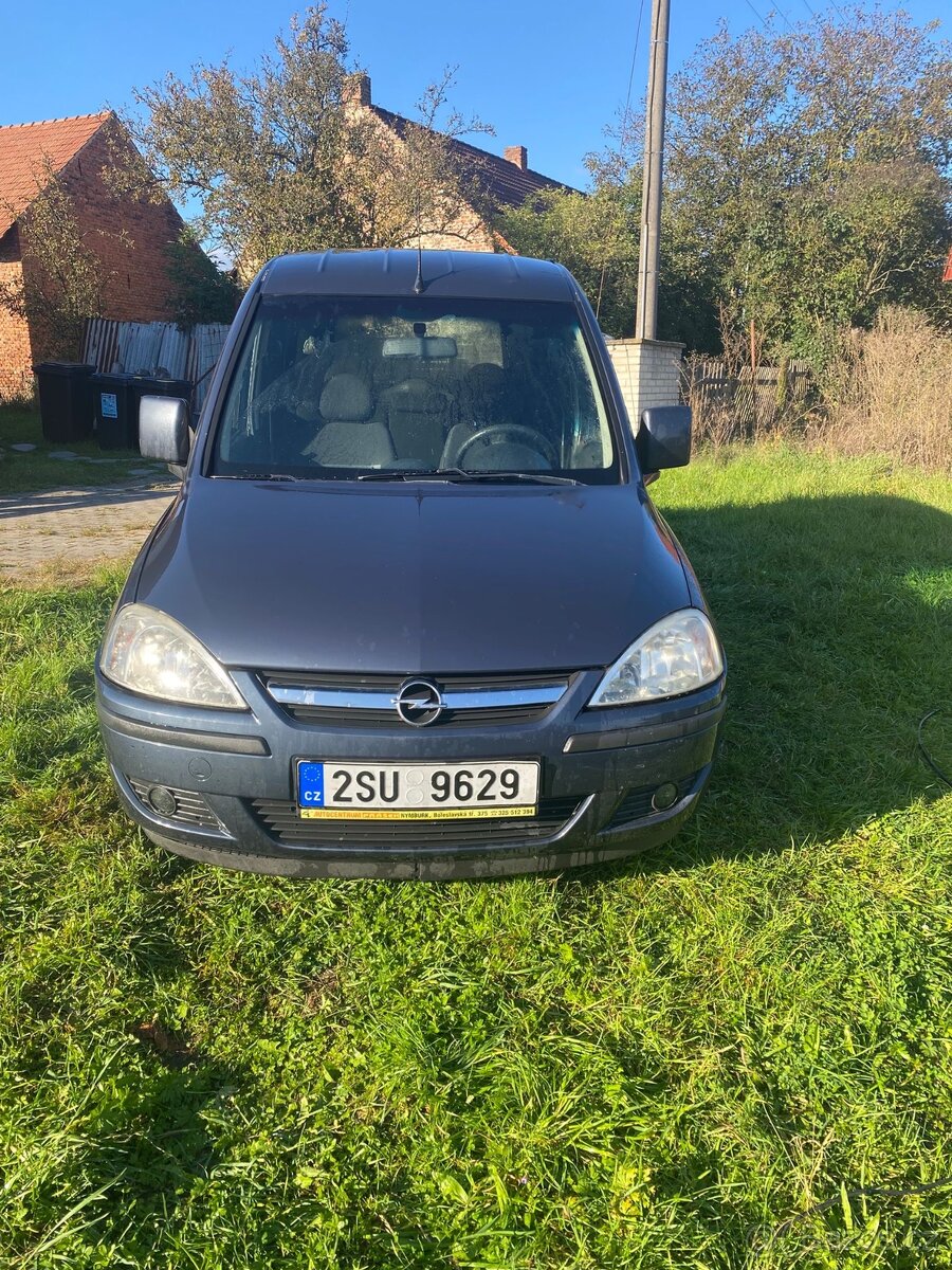 Opel Combo Tour 1.4 66kw