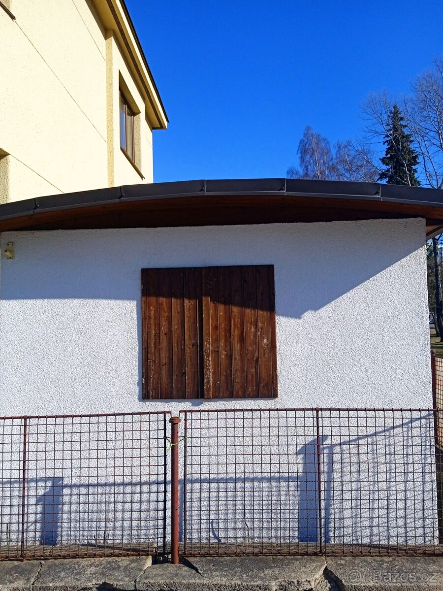 Zahradní chatka, stanek