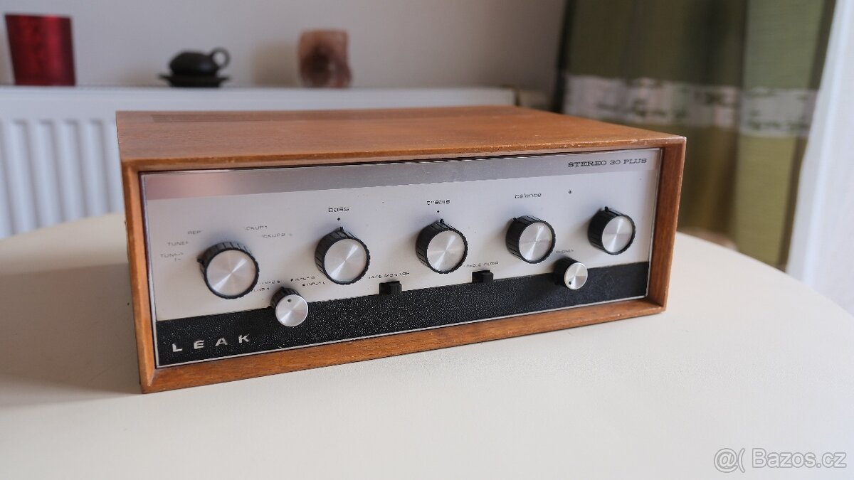 Zesilovač Leak Stereo 30 Plus - Made in GB.