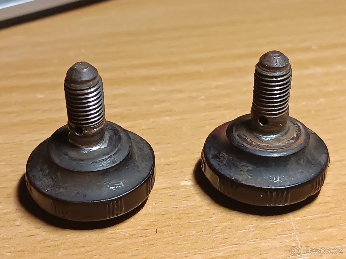 2x originál šroub s bakelitovou hlavou Jawa 250 350 pérák