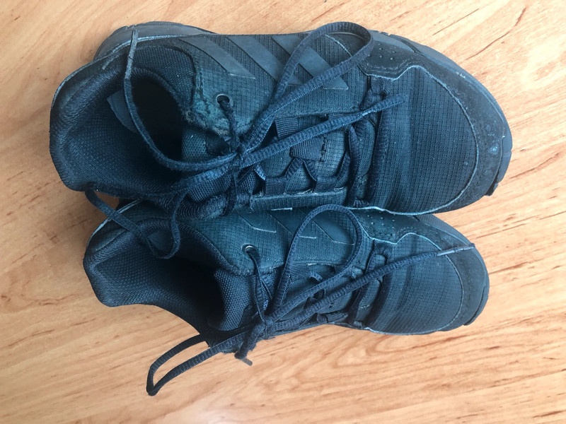 Prodám tenisky zn Adidas Terrex vel.33