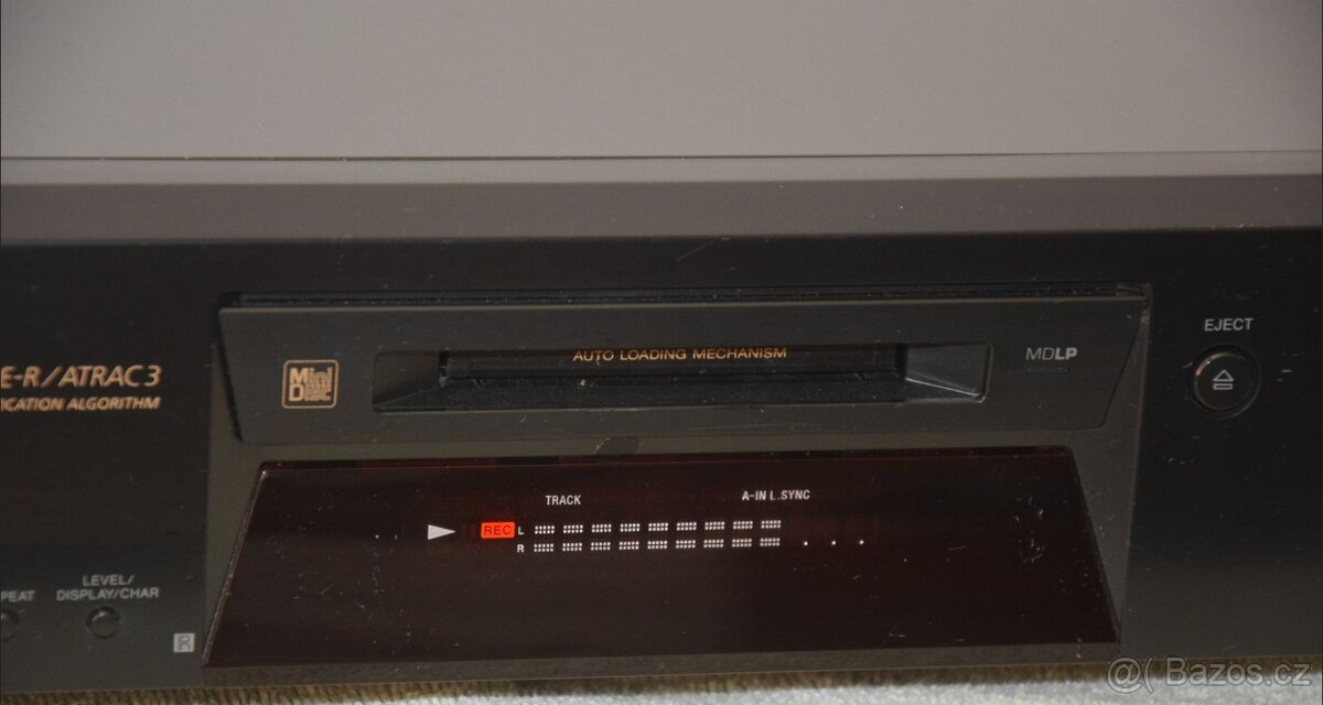 Minidisc deck SONY MDS-JE470, manuál,10x MD, přip.PC kláves