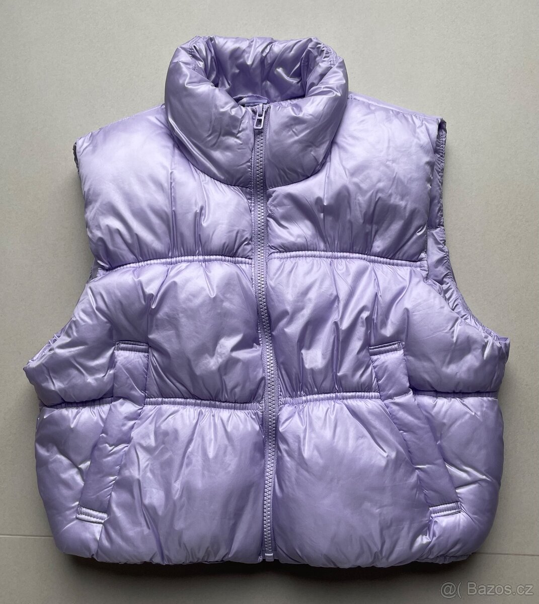 Fialová vesta