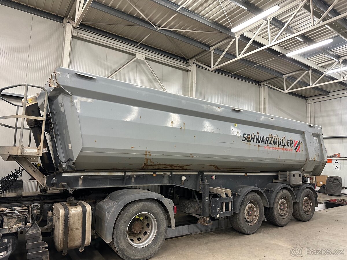 Prodám korbu Schwarzmuller