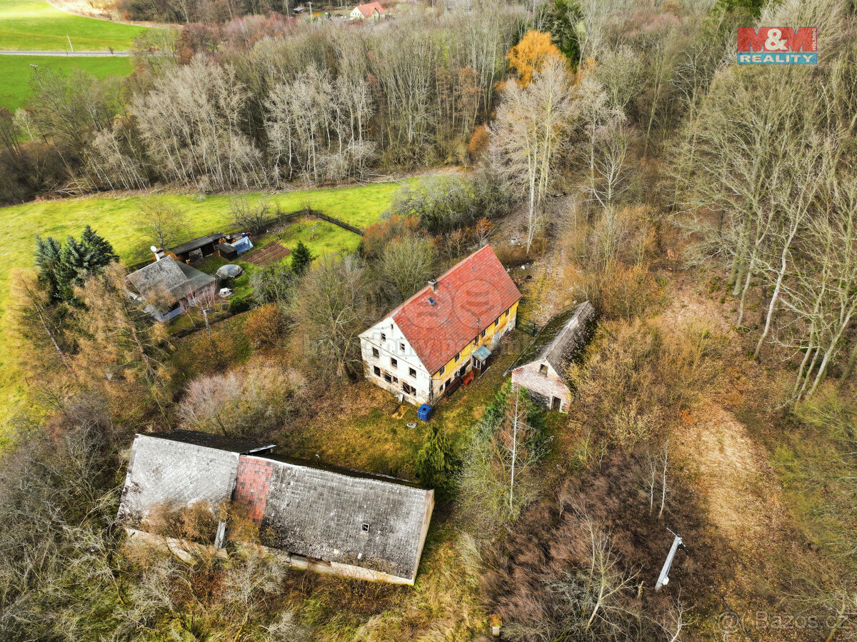Prodej rodinného domu, 240 m², Lovečkovice, pozemek 781 m²