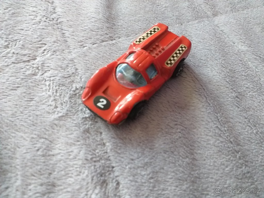 Autíčka 2ks