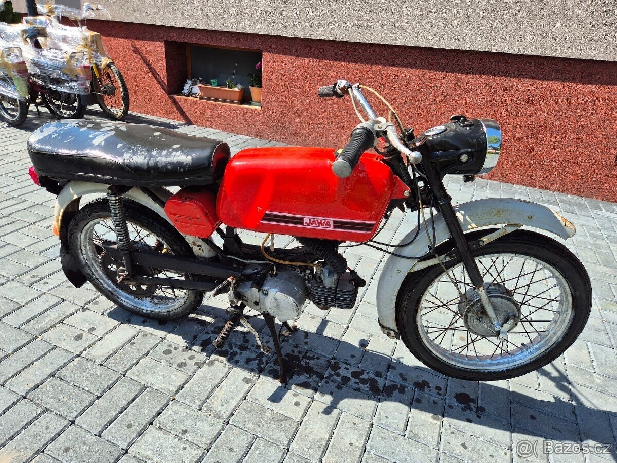 Jawa 23 Mustang bez TP, červený 2.