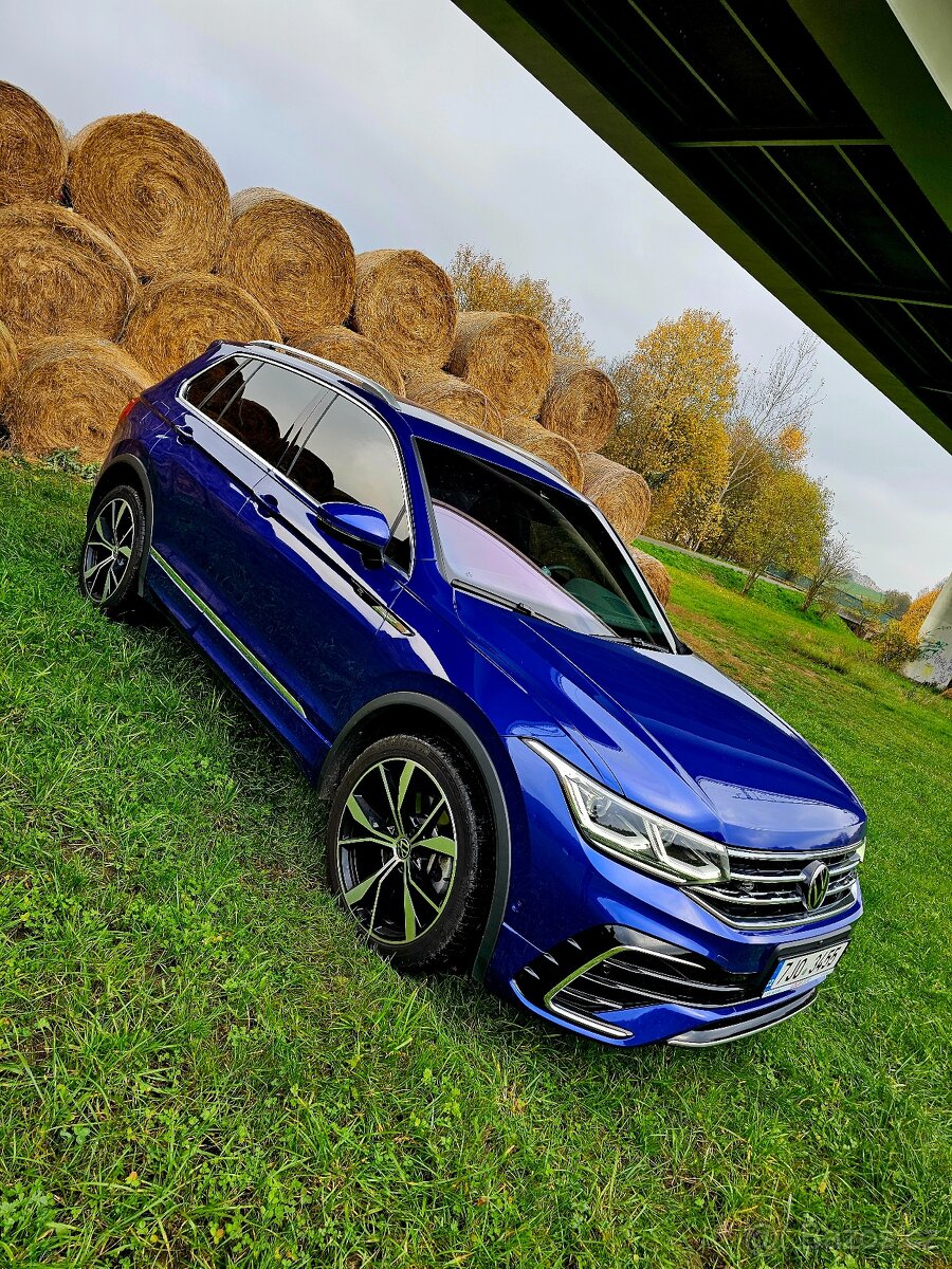 Vw Tiguan R-line 4x4 2.0tdi 147kw DSG 61tis km. V záruce