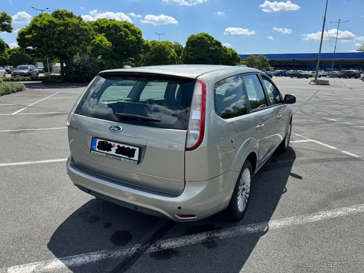 Ford Focus 2 Combi FL TDCI 2010 pěkný stav a výbava