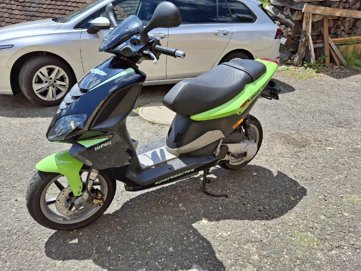 Piaggio nrg 50, 25 km/h bez řidičáku