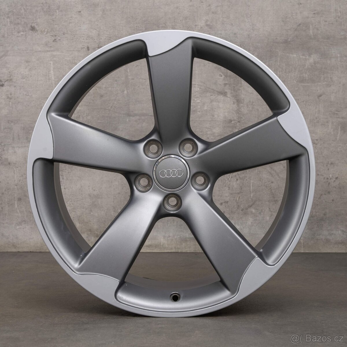 Original Audi Rotor R19 et33 9.0j NOVY