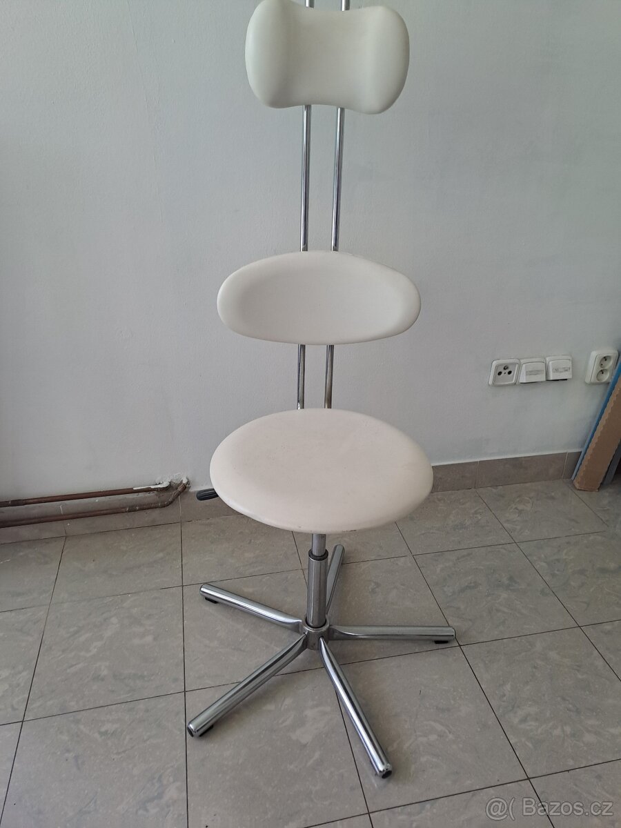 židle RTG a stolek