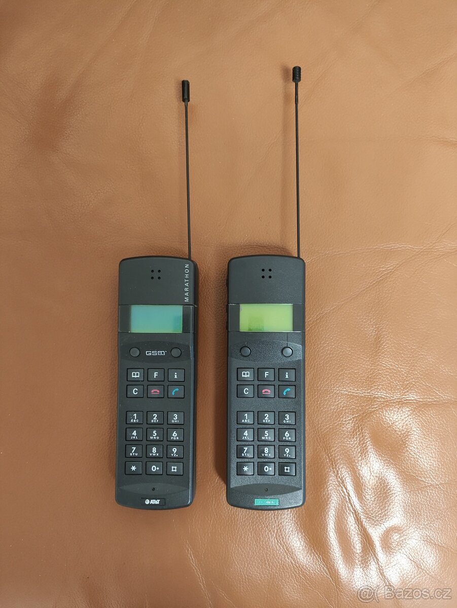 retro 2x starý mobil Siemens S1