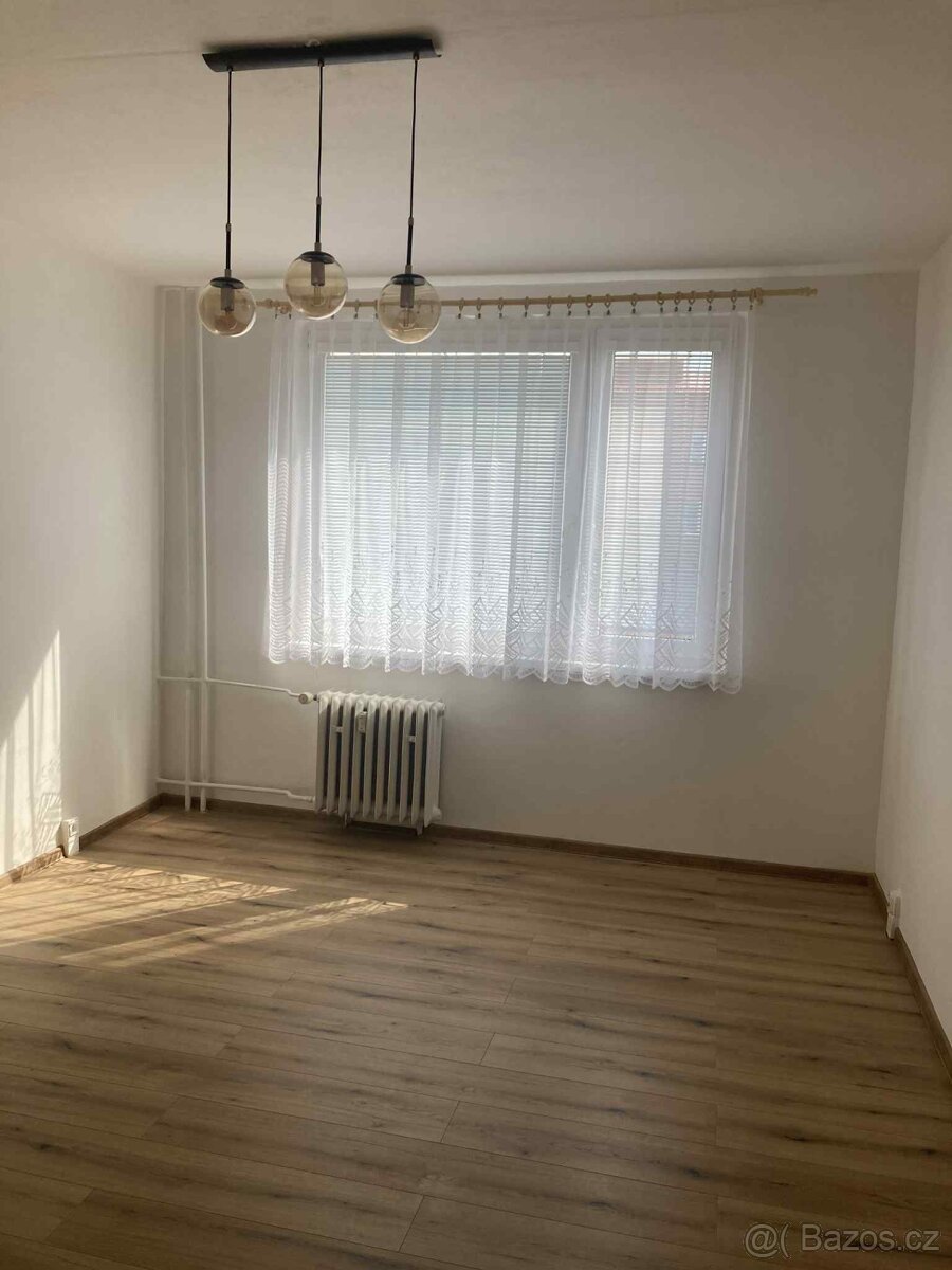 Podnájem bytu 2+1 62m2 Kostnická Chomutov