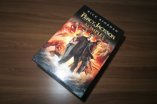 PERCY JACKSON - Rick Riordan - Komplet box