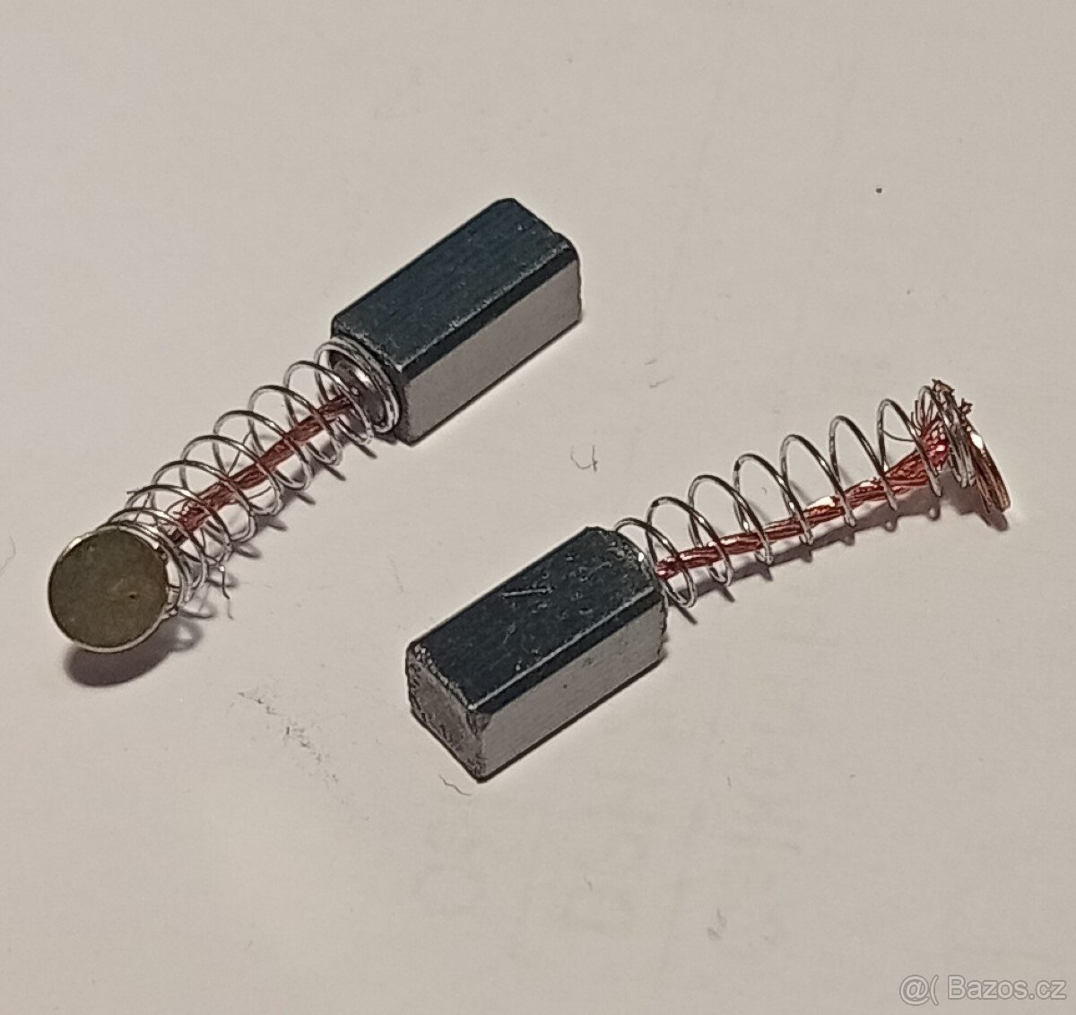 Uhliky 4,9 x 4,9 x 9,9 mm do ručního nářadí 210501