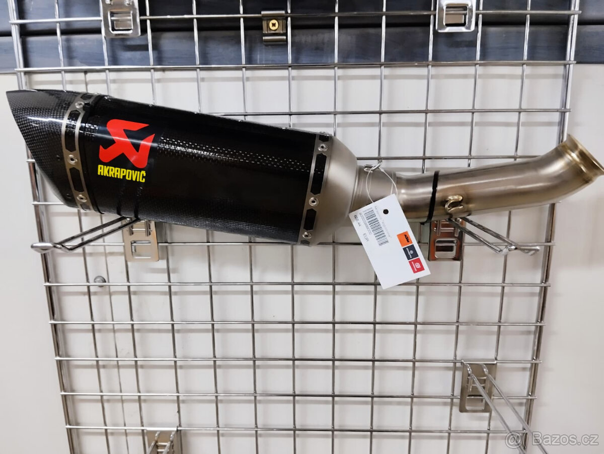 VÝFUK - Akrapovič "slip-on-line" KTM 125 Duke 2017-2022