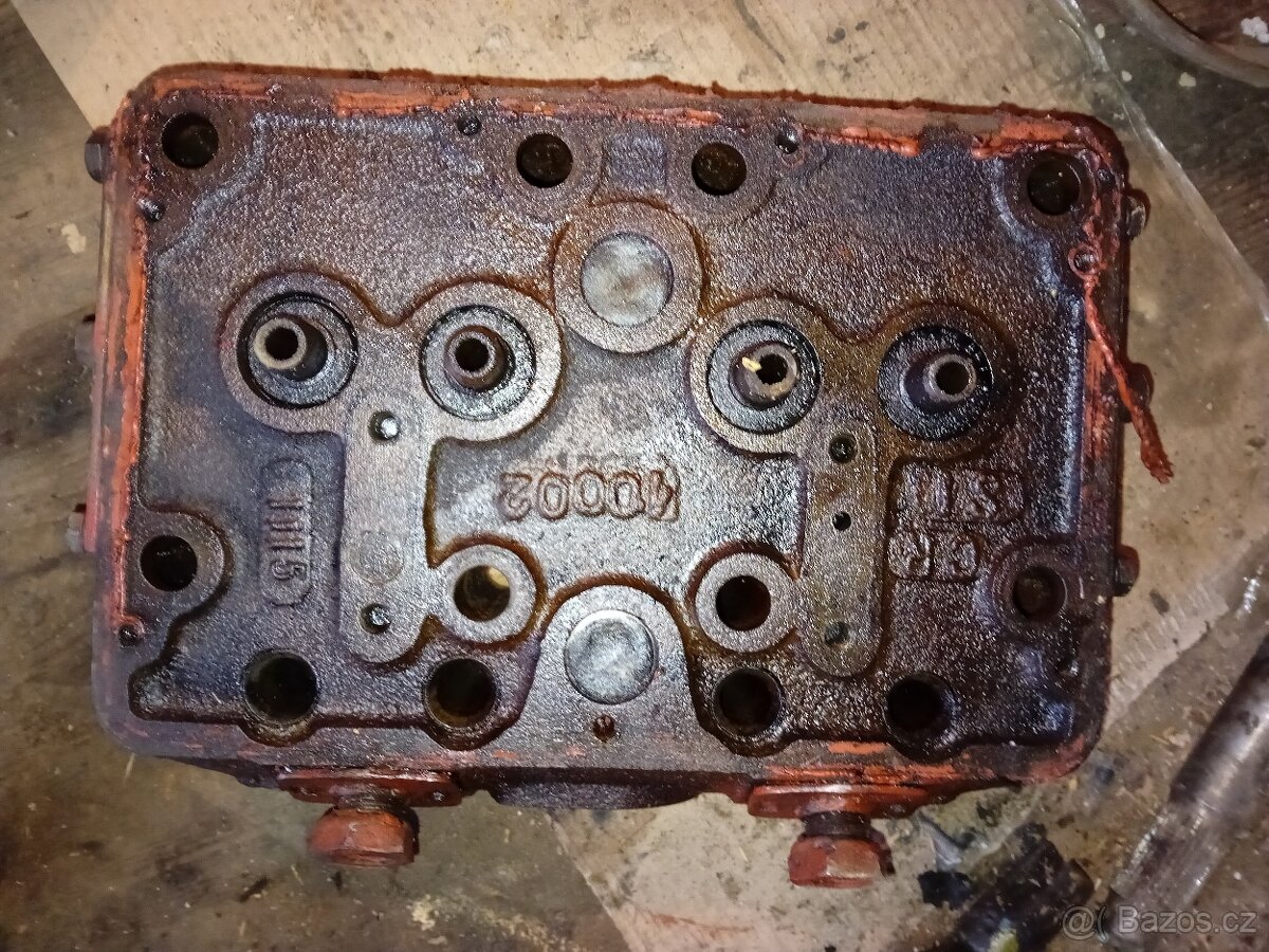 Zetor 25 hlava